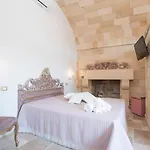 Castello Salentino Bed & Breakfast
