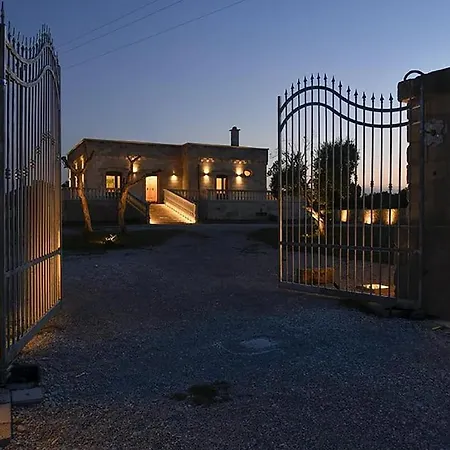 Castello Salentino Bed and Breakfast