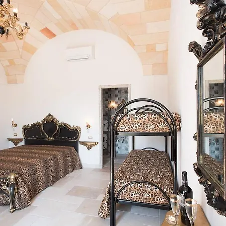 Castello Salentino 3* 멜렌두뇨