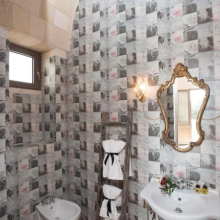 Castello Salentino Bed & Breakfast *