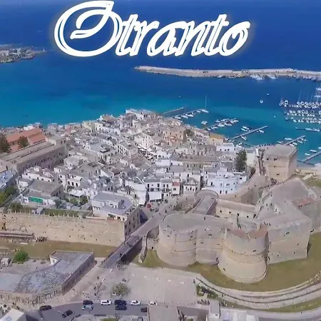 Castello Salentino Bed and Breakfast