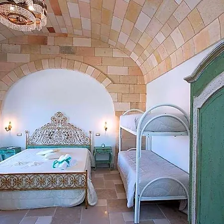 Couette-café Castello Salentino 3*